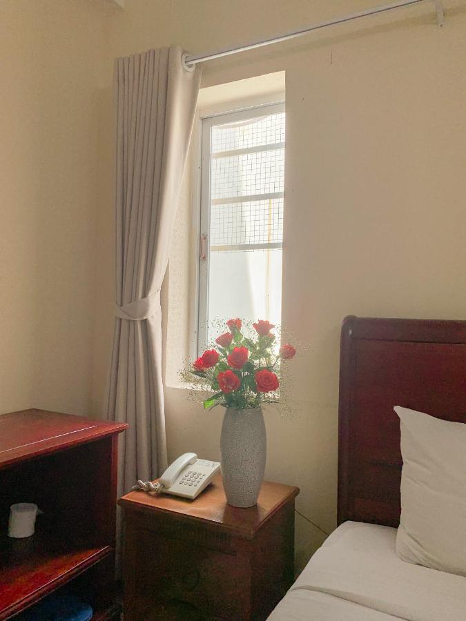Red Sun Airport Saigon Hotel ホーチミン市 エクステリア 写真