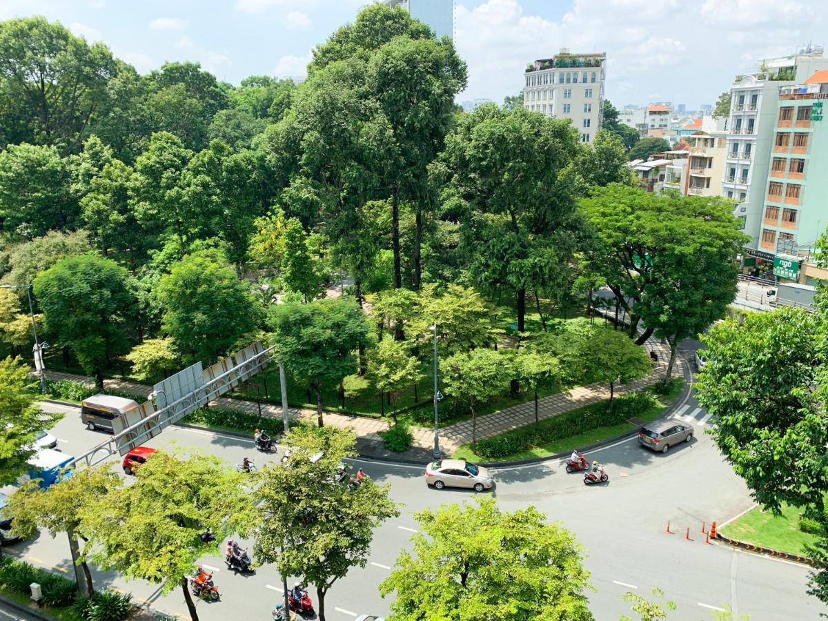 Red Sun Airport Saigon Hotel ホーチミン市 エクステリア 写真
