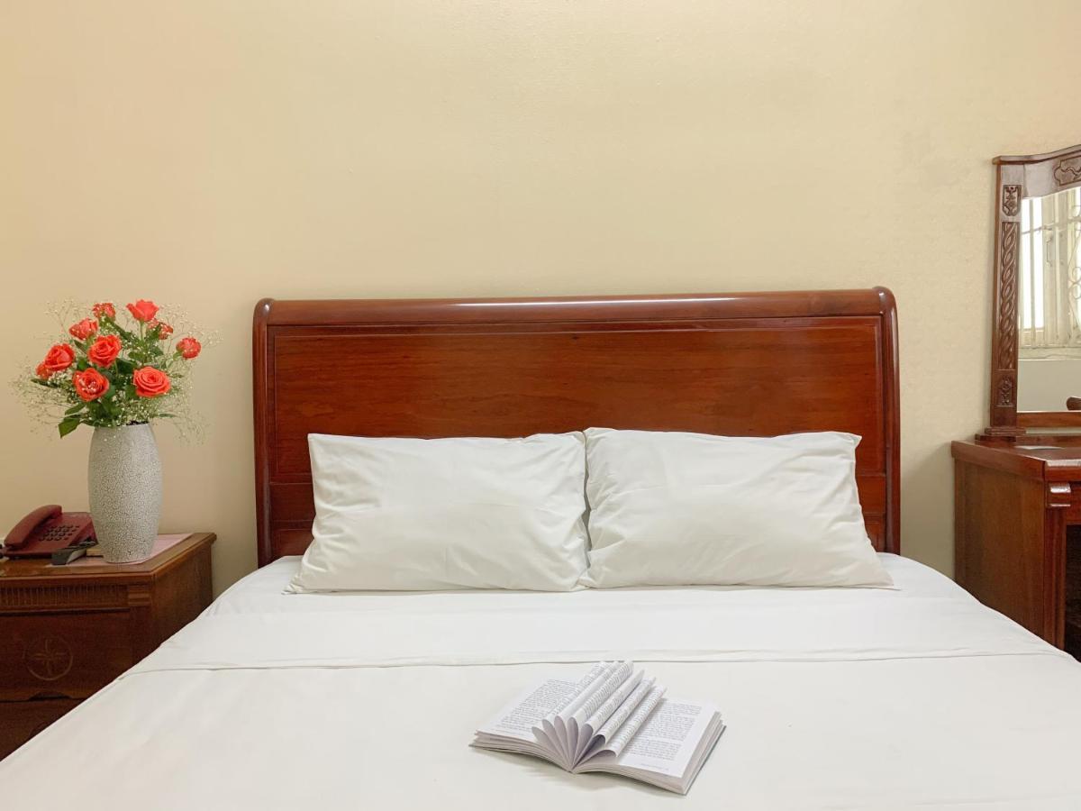Red Sun Airport Saigon Hotel ホーチミン市 エクステリア 写真