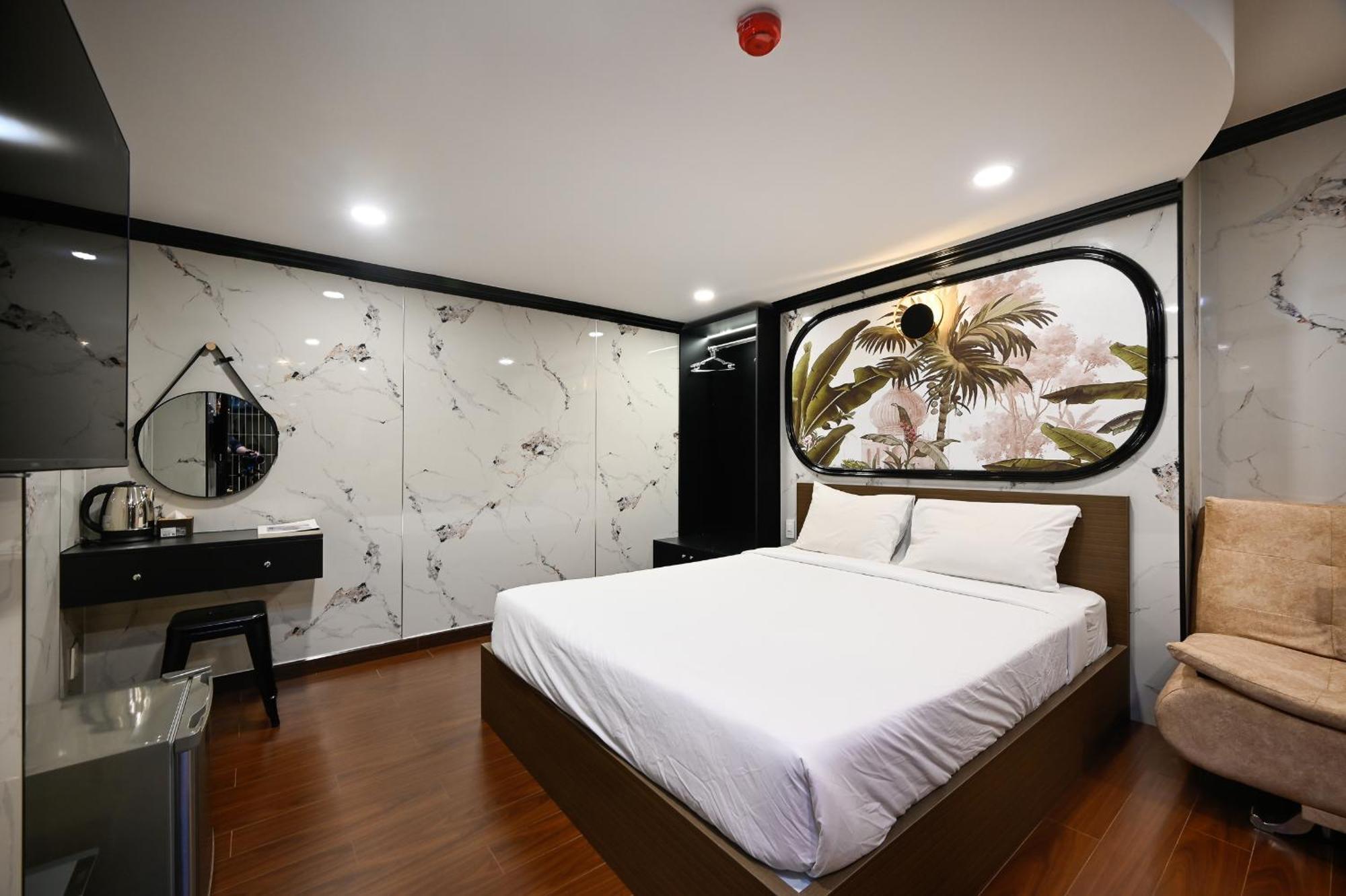 Red Sun Airport Saigon Hotel ホーチミン市 エクステリア 写真