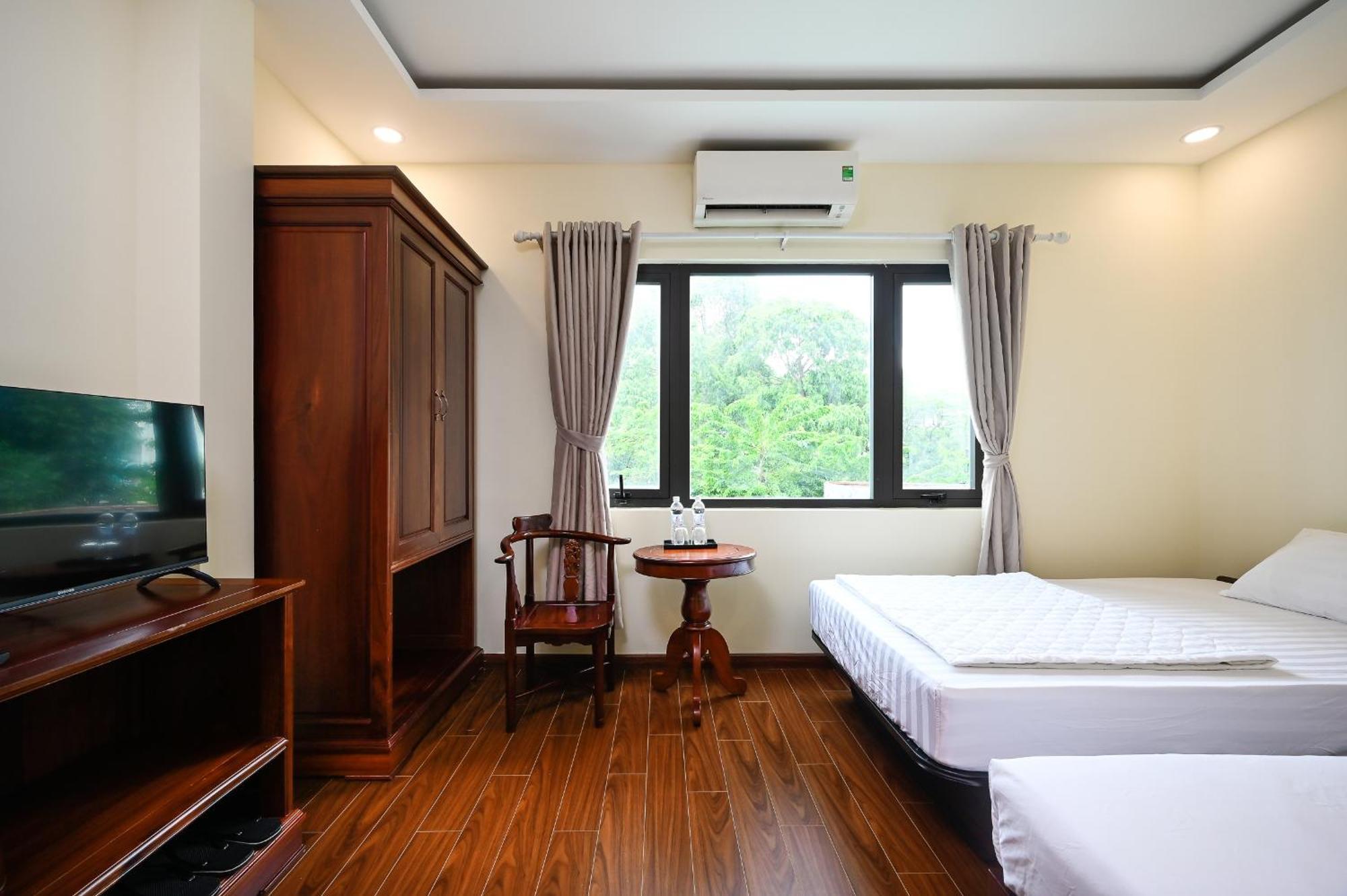 Red Sun Airport Saigon Hotel ホーチミン市 エクステリア 写真